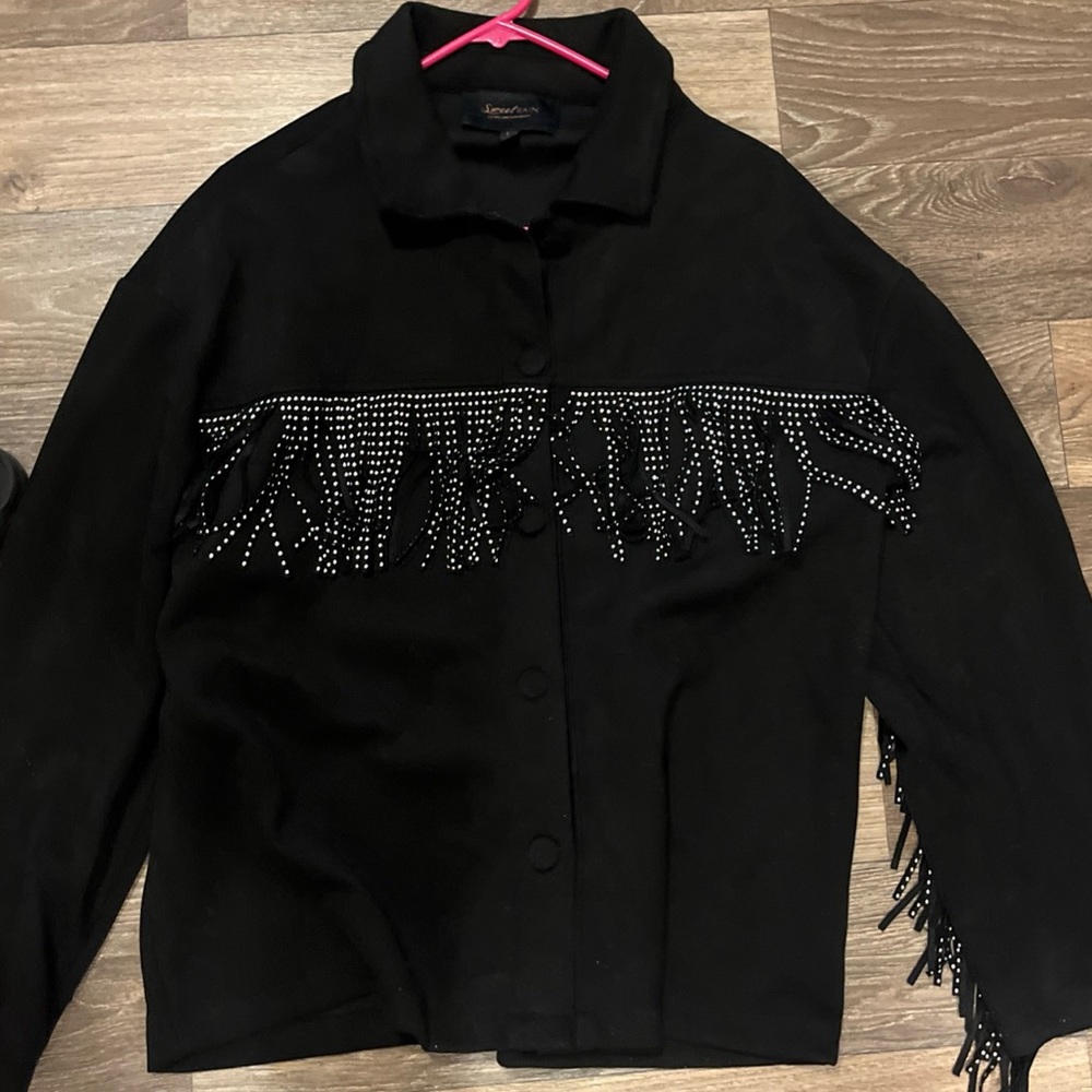 ☀️ Black jacket with Silver Fringe☀️ - Picture 2 of 10